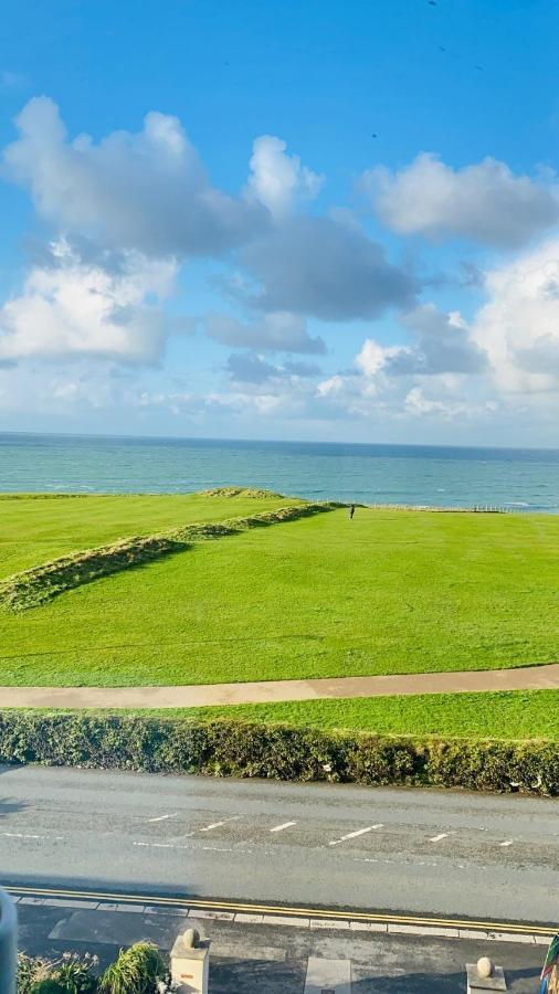 Stunning Sea Views, Luxury Apartment Beaches & Restaurants Are A Short Walk Away New Quay Exteriér fotografie